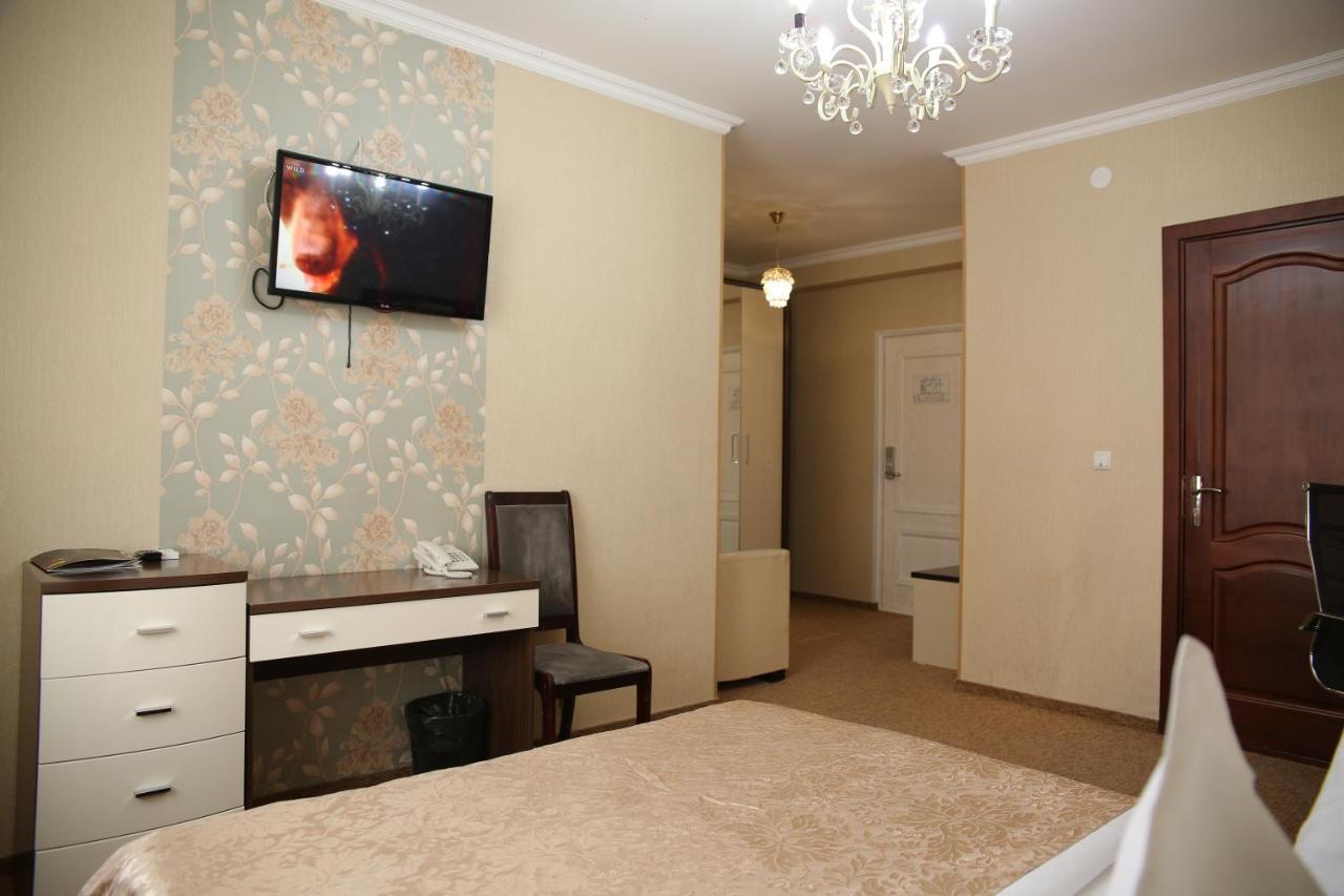 Atyraū Sweet Home Hotel מראה חיצוני תמונה
