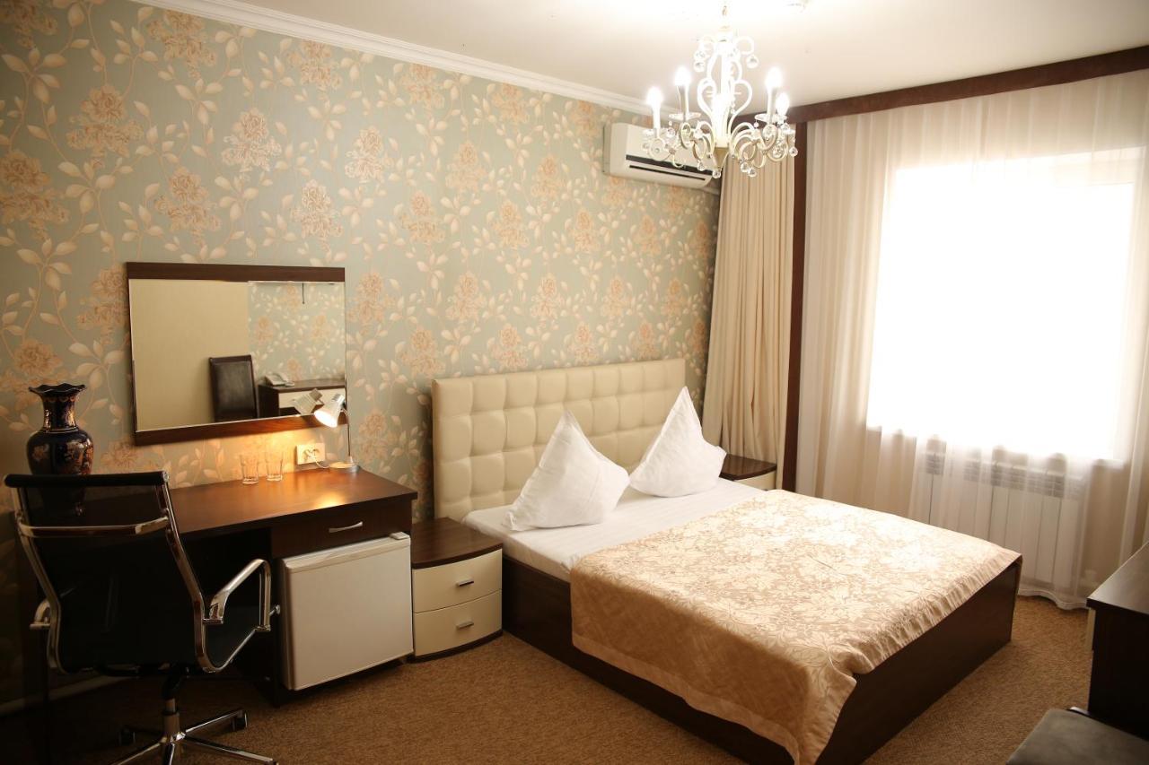 Atyraū Sweet Home Hotel מראה חיצוני תמונה