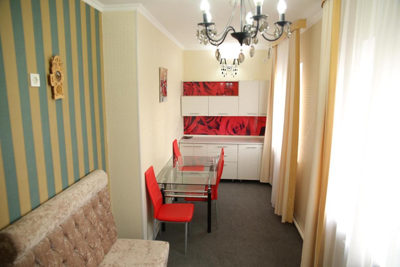 Atyraū Sweet Home Hotel מראה חיצוני תמונה