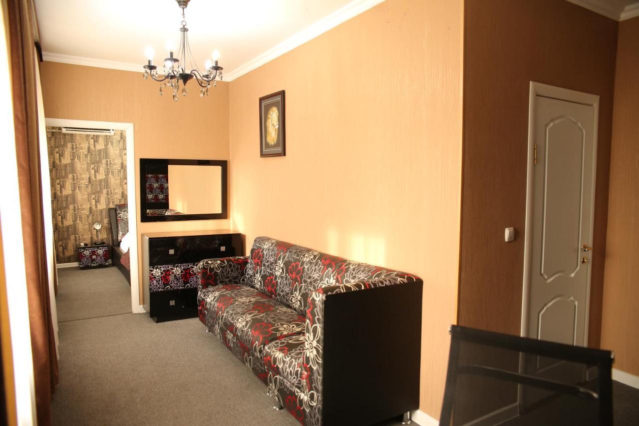 Atyraū Sweet Home Hotel מראה חיצוני תמונה