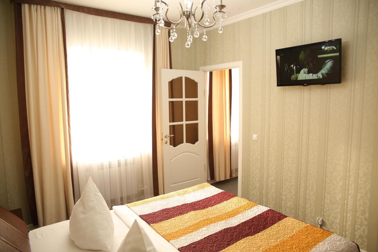 Atyraū Sweet Home Hotel מראה חיצוני תמונה