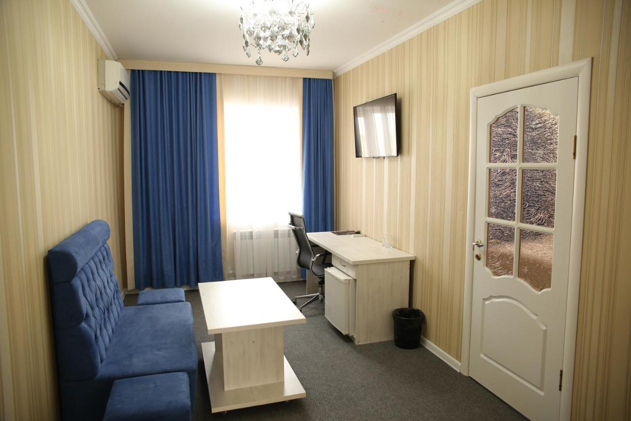 Atyraū Sweet Home Hotel מראה חיצוני תמונה