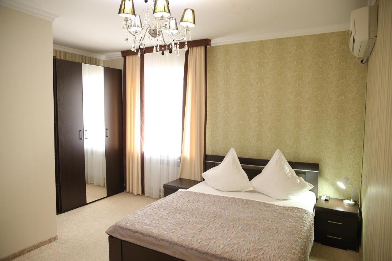 Atyraū Sweet Home Hotel מראה חיצוני תמונה
