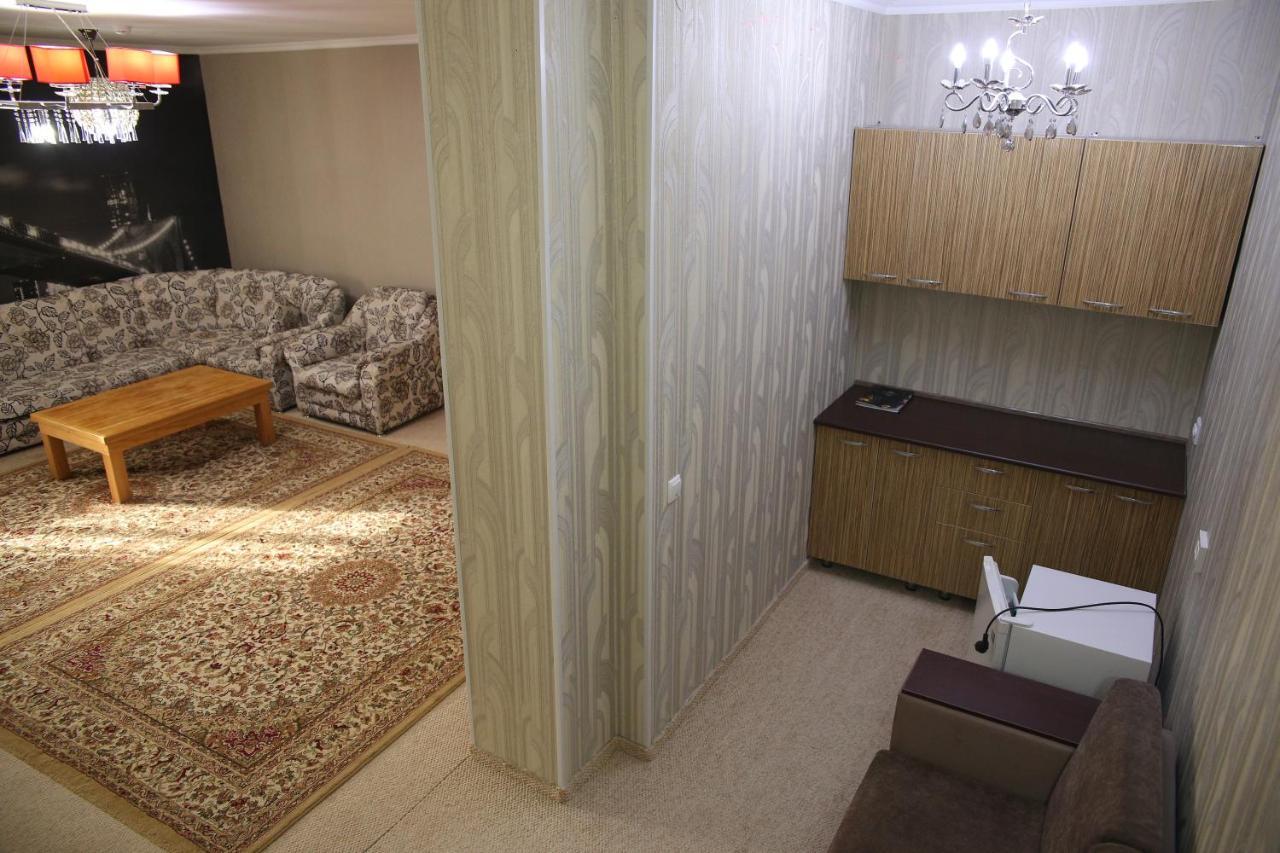 Atyraū Sweet Home Hotel מראה חיצוני תמונה