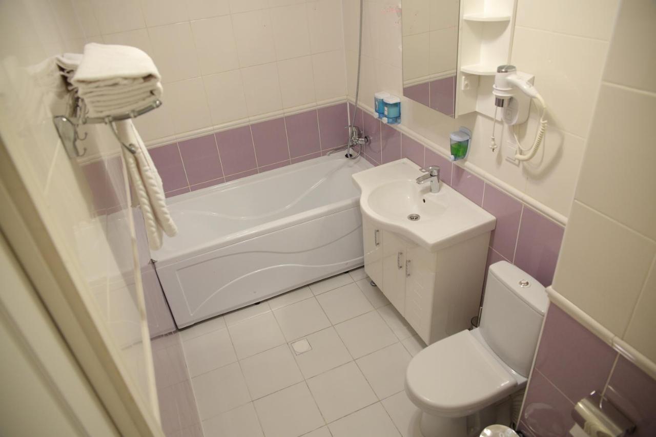 Atyraū Sweet Home Hotel מראה חיצוני תמונה